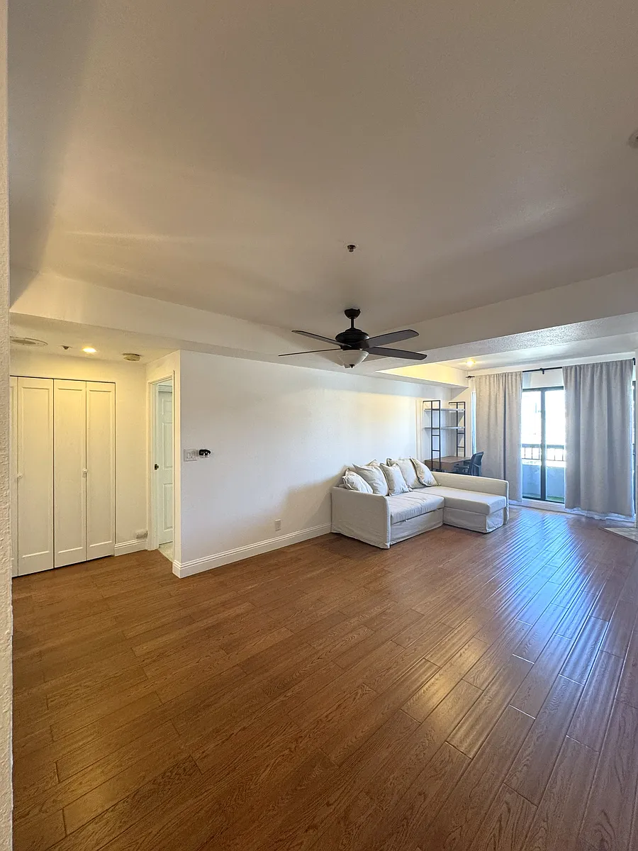 Building Photo - 601 Van Ness Ave #1001