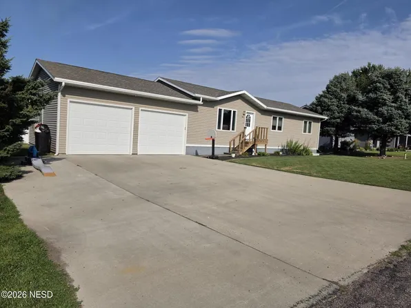 403 5th Ave S, Castlewood, SD 57223