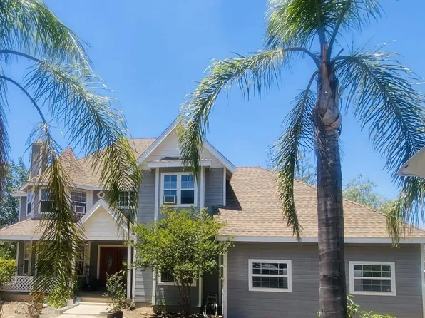 19960 Santee Ln, Valley Center, CA 92082