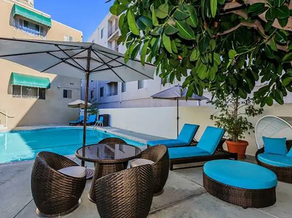 Studio City Midrise
