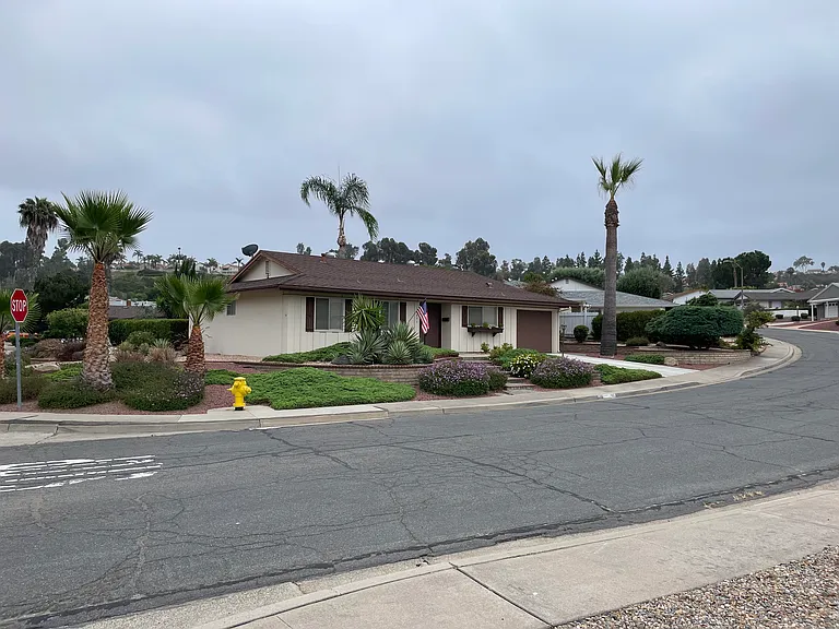 16491 Ramada Dr — Photo 2