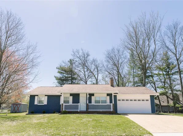 110 Meramec Dr, Farmington, MO 63640