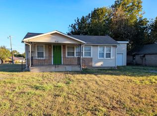918 W Hayes St, El Reno, OK 73036