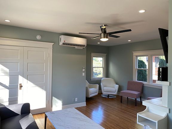 3rd image of 226 Quincy Ave