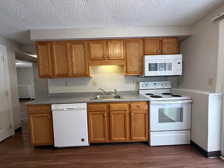 146 Turkey Hill Rd #2 — Photo 2