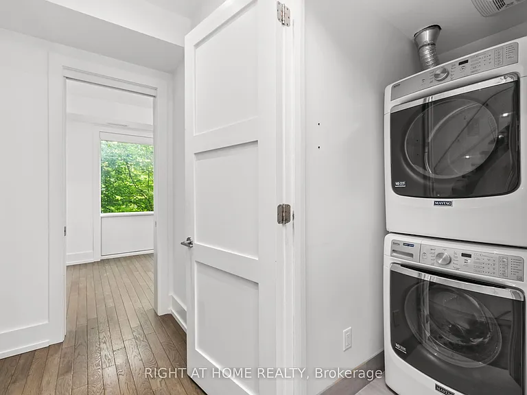 66 Havelock St #11 — Photo 32