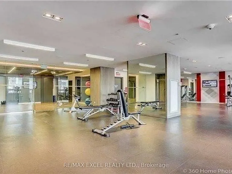 318 Richmond St W #2505 — Photo 31