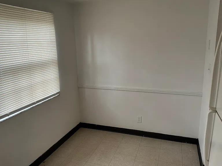 5020 Forest Park Pl #2 — Photo 8