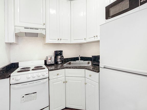 5th image of 45 W 86th St #9