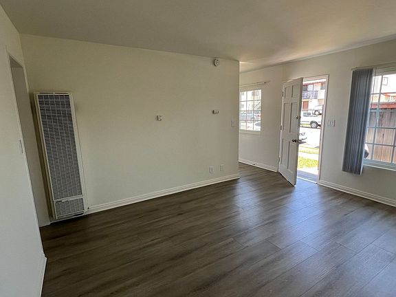 4th image of 8171 Opal Cir APT B