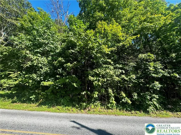 2265 Mill Hill Rd, Quakertown, PA 18951