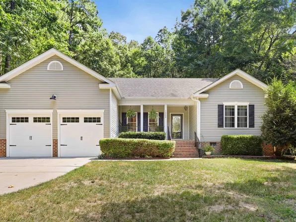 1044 Sagamore Dr, Louisburg, NC 27549