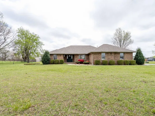 7914 W Farm Road 124, Springfield, MO 65802