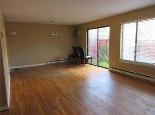 67 Sharon Ln, Wethersfield, CT 06109