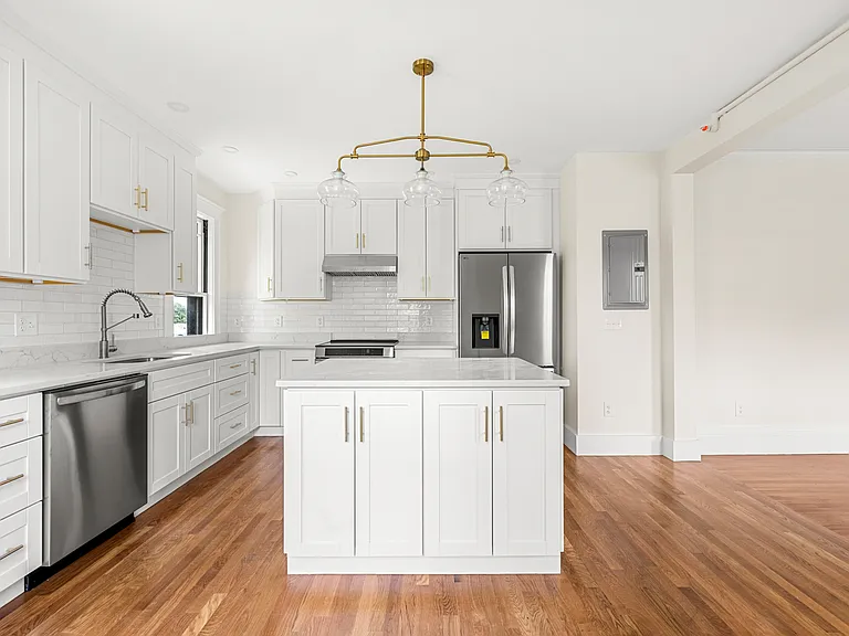 18 Loring Ave #2 — Photo 9