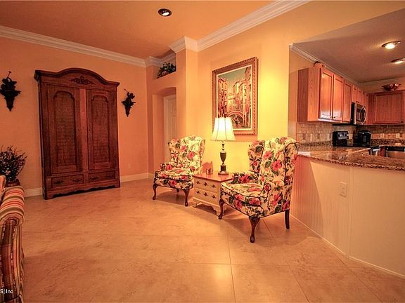 5th image of 2022 Santo Domingo Dr