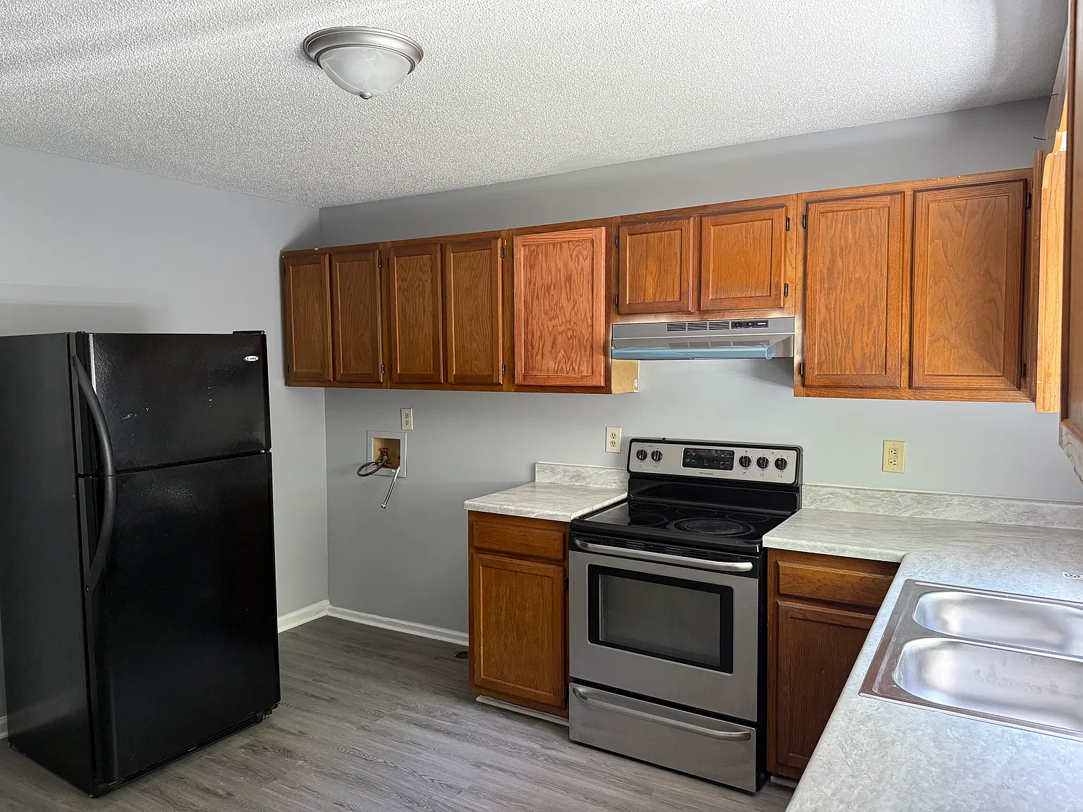 2 bed, $695 — Photo 3