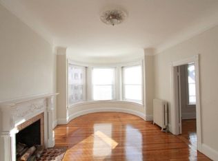 891 Massachusetts Ave APT 6, Cambridge, MA 02139