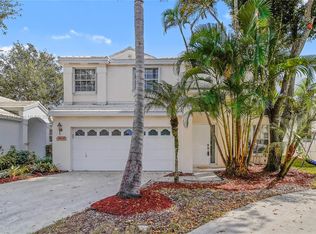 9504 NW 8th Cir, Plantation, FL 33324