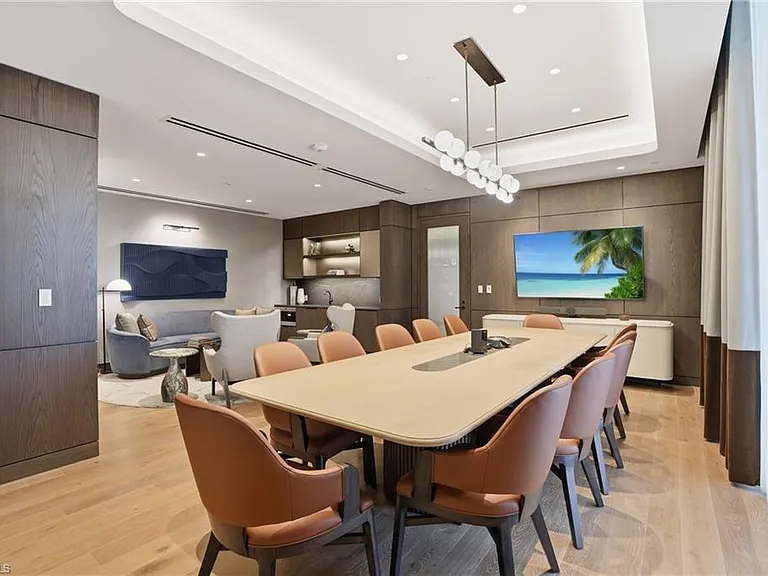 5100 Seagrass Blvd #201 — Photo 45