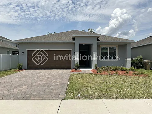 5613 Beggs Rd Photo 1