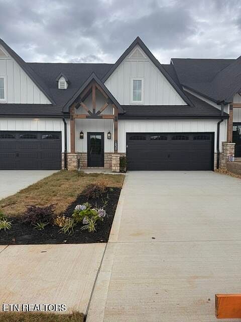 1st image of 1830 Poplar Springs Pl