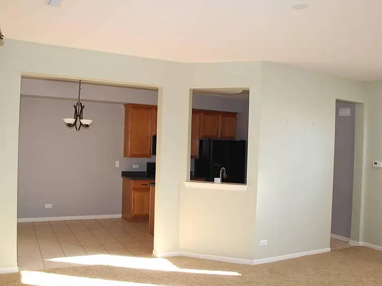 3240 Cremin Ln — Photo 6