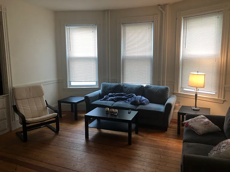 121 Calumet St #2F — Photo 8