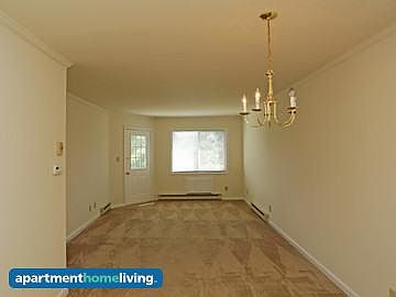 2nd image of 304 Garnet Ct