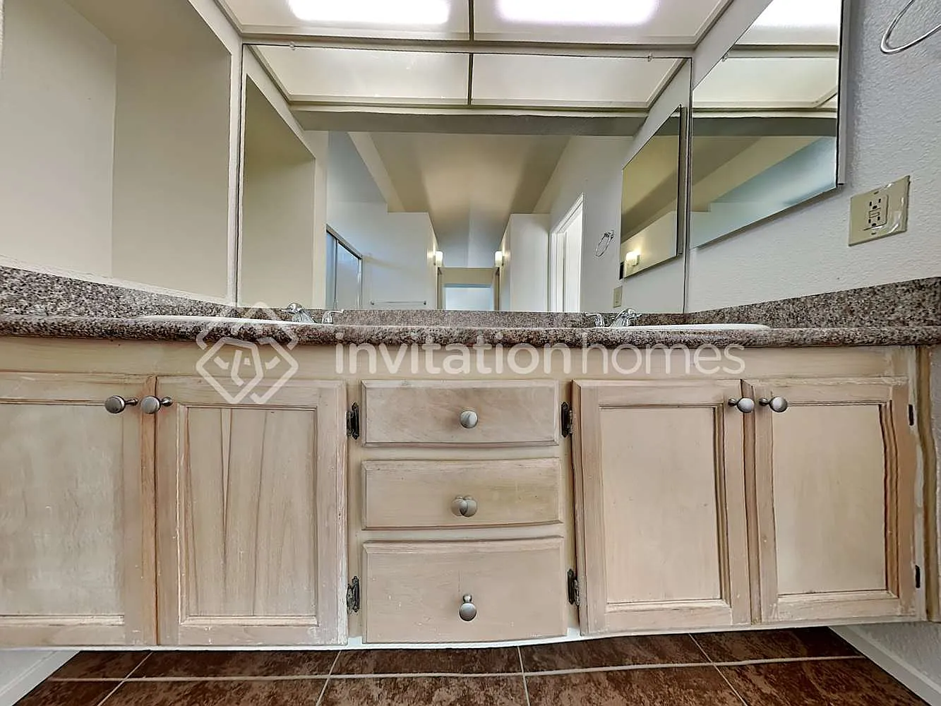1084 Armsby Way Suisun City, CA 94585 — Photo 1