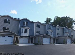 1337 Canyon Rd, Morgantown, WV 26508