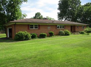 1070 Wall Rd, Brownsboro, AL 35741