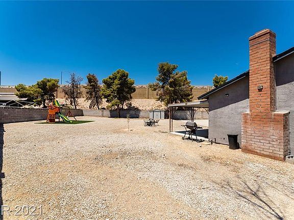 5th image of 3863 Manford Cir