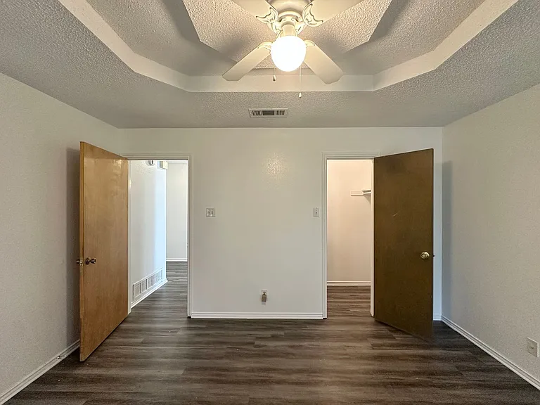 2703 Sidewinder Dr — Photo 13