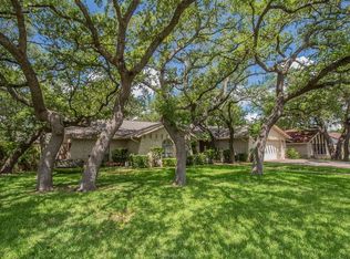 203 Deepwood Dr, Georgetown, TX 78628