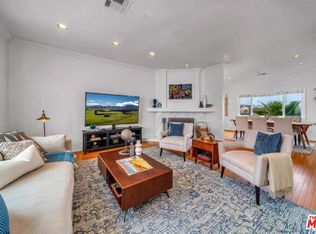 3625 Beverly Ridge Dr, Sherman Oaks, CA 91423