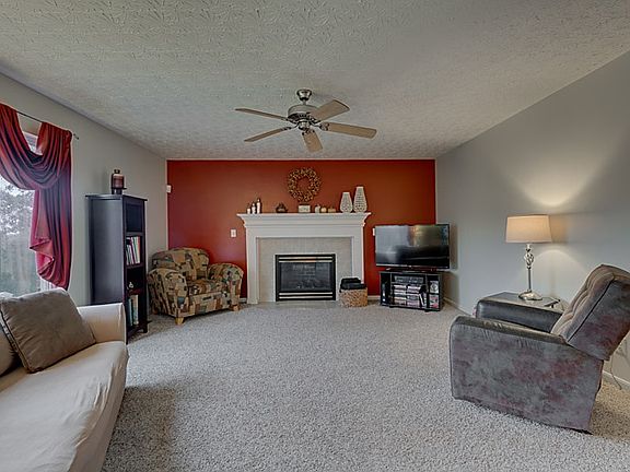 5th image of 7 Rockledge Ct