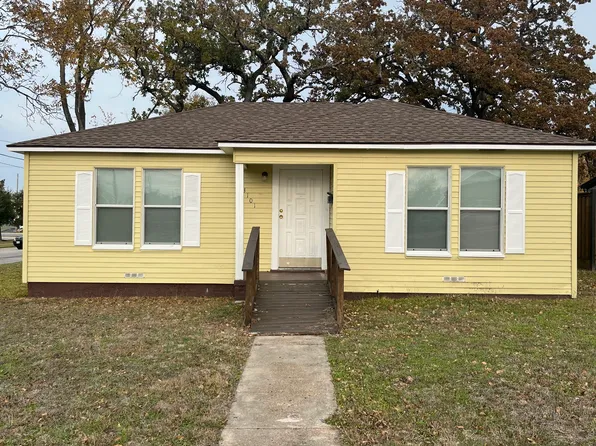 3101 Maloney Ave, Bryan, TX 77801