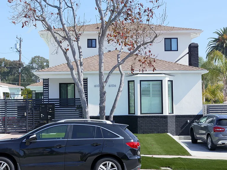 6106 S Fairfax Ave #A — Photo 25