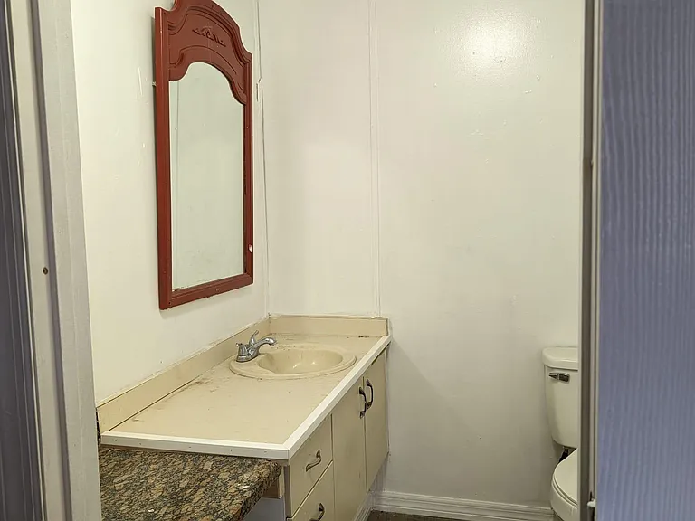 140 Darley Ln — Photo 10