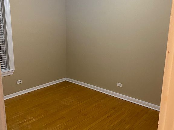 5th image of 5866 N Ridge Ave #3