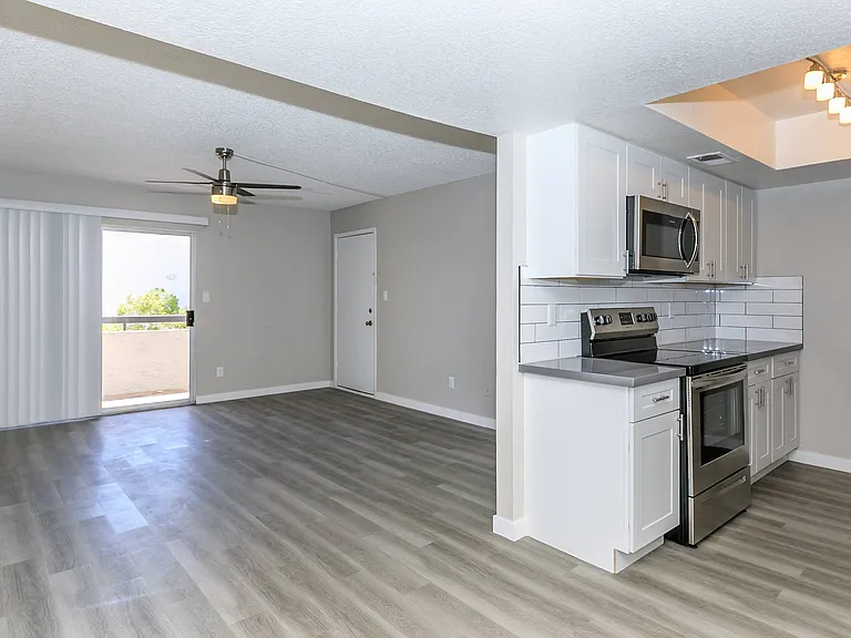 Saltera Apartments — Photo 8
