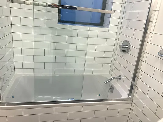 Rented by Vertical Real Estate LLC | media 3