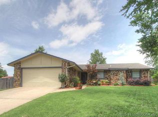 3157 E 82nd St, Tulsa, OK 74137