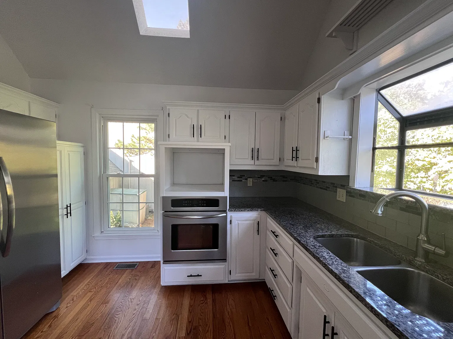 4 bed, 2781 sqft, $2,800 — Photo 3