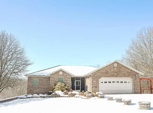 145 Countryside Ln, Ozark, MO 65721