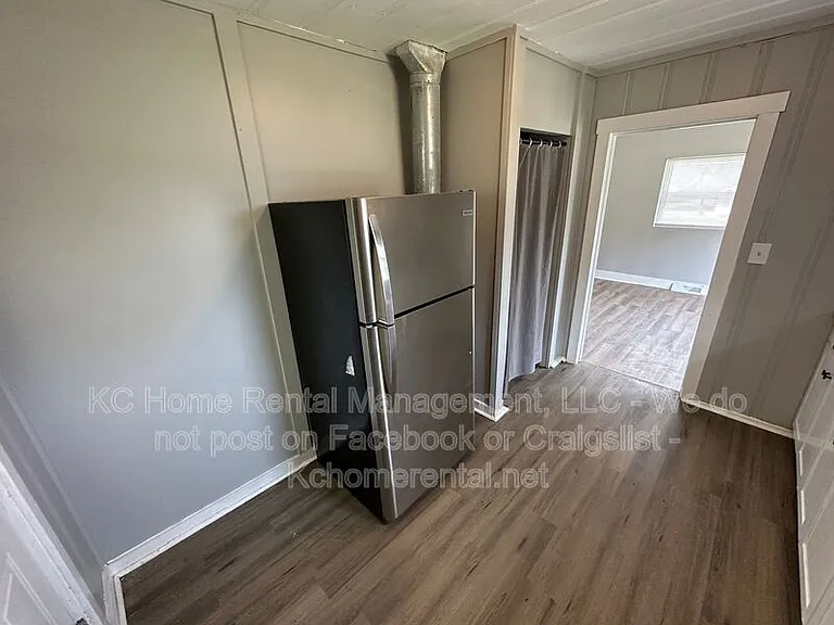 7113 N Highland Ave — Photo 5