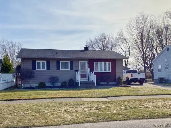 43 Ridgedale Cir, Tonawanda, NY 14150