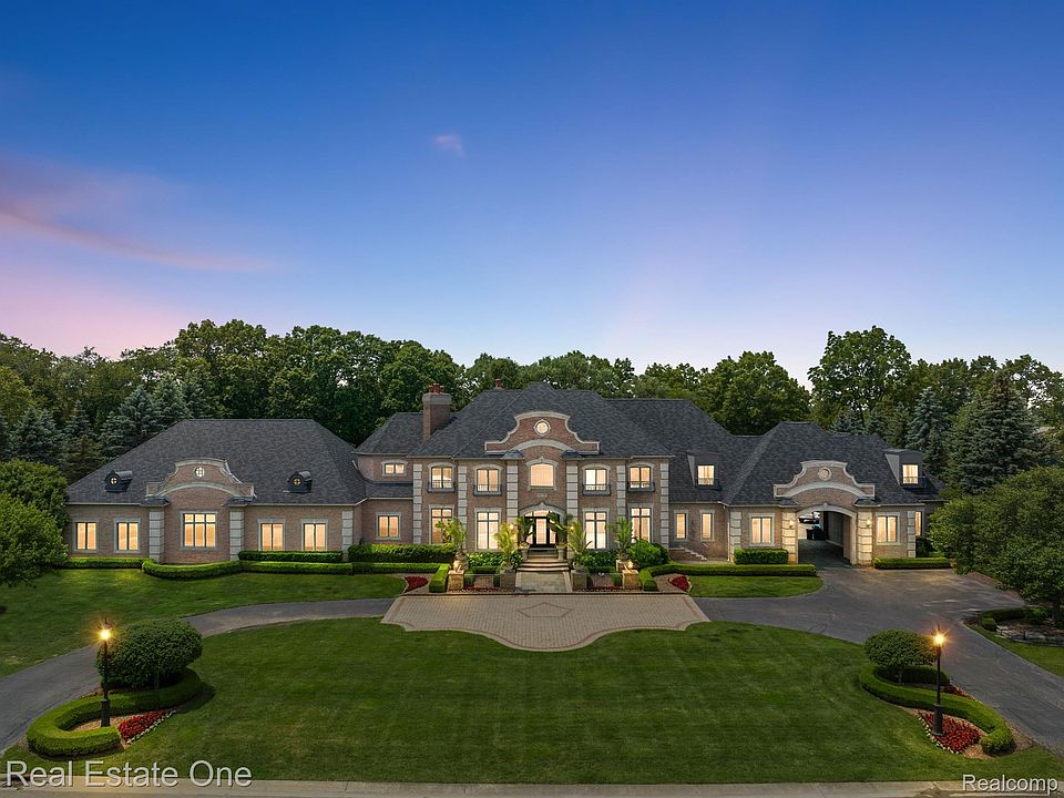 1st image of 5174 Barrington Dr