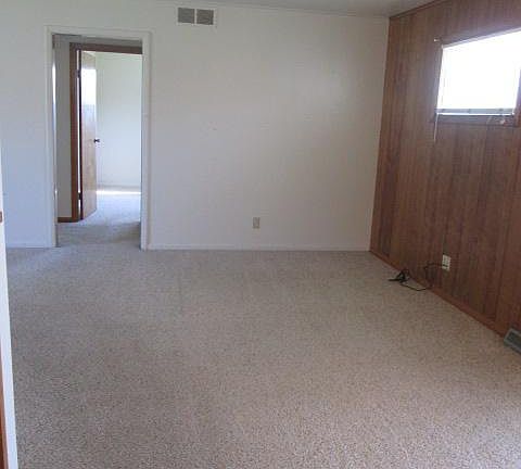 4th image of 24 Ray Dr